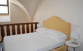 Palazzo Della Contessa - Suites & Breakfast